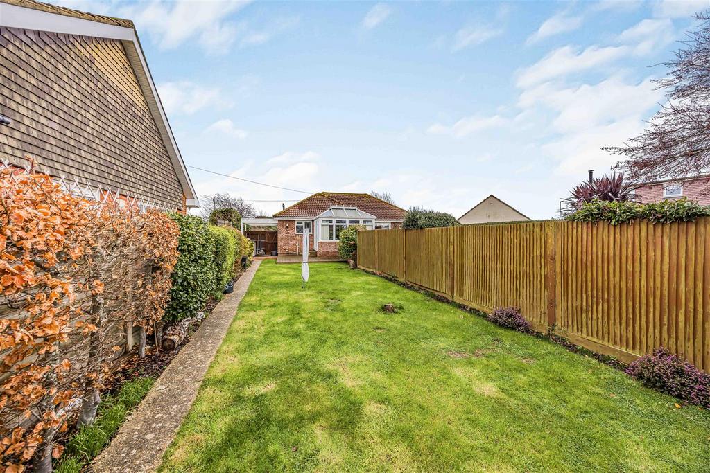 2a Wheatlands Crescent, Hayling Island-Small-Porti