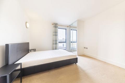 2 bedroom flat to rent, Mercury House, Canning Town E16