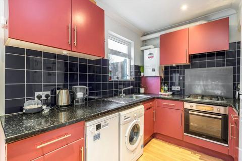 3 bedroom house to rent, Ladycroft Road, London SE13
