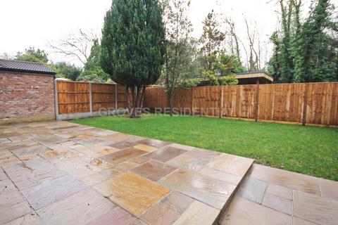 undefined, Aboyne Drive, London