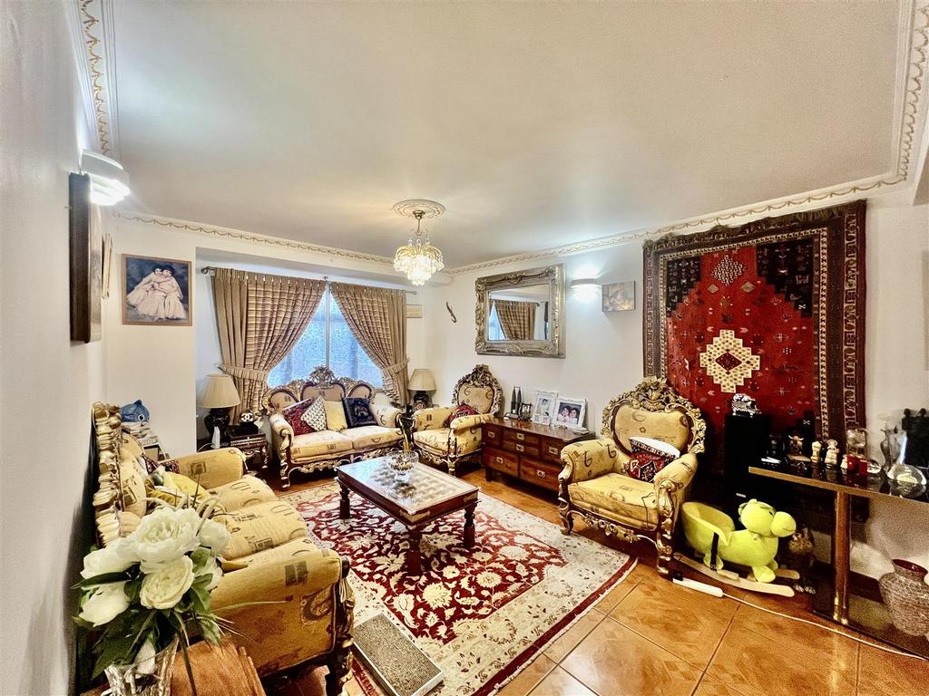 Through Lounge