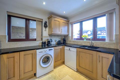 undefined, Wainwright Close, Wall Heath, DY6 0AJ