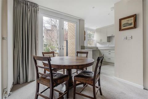 undefined, Highsett, Cambridge CB2