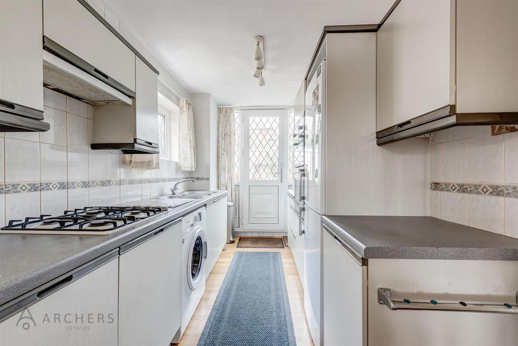 16 Headland Road(Interior)-10.jpg
