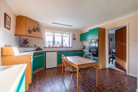 4 bedroom detached house for sale, Bracecamp Close, Ormesby