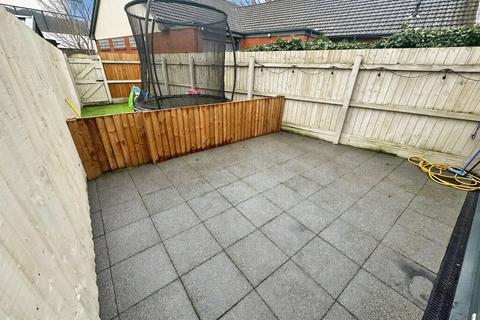 4 bedroom end of terrace house for sale, Cranleigh Drive, Sale, Greater Manchester, M33