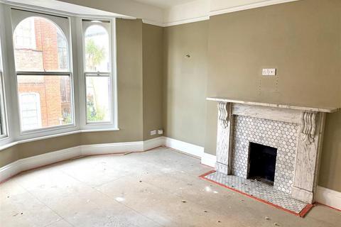 undefined, Tarrant Street, Arundel BN18