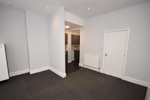 1 bedroom apartment to rent, Falkland Road, Wallasey