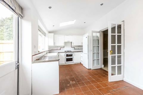 3 bedroom house to rent, Bicester Road, Richmond TW9