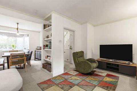 3 bedroom house to rent, Bicester Road, Richmond TW9