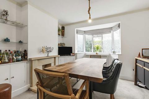 3 bedroom house to rent, Bicester Road, Richmond TW9