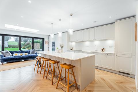 undefined, Lower Luton Road, St. Albans AL4