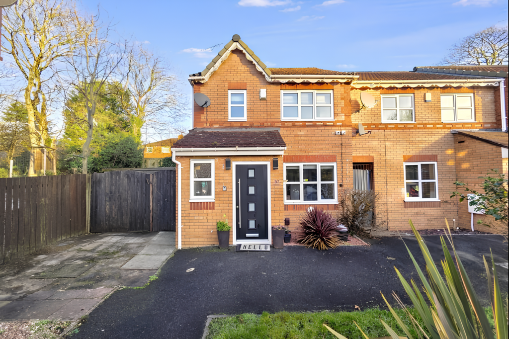 Melton Road, Crumpsall M8 4 HS