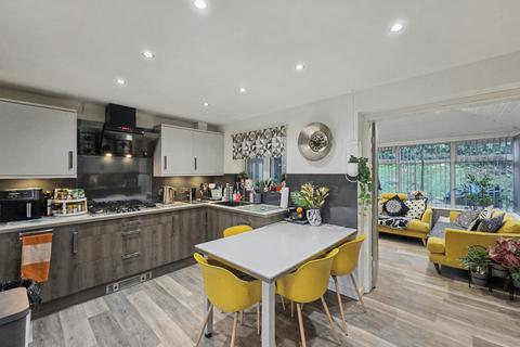 undefined, Melton Road,, Crumpsall, Crumpsall, M8 4HS