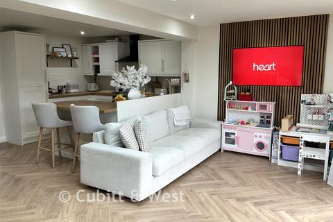 undefined, Camelia Close, Havant, Hampshire