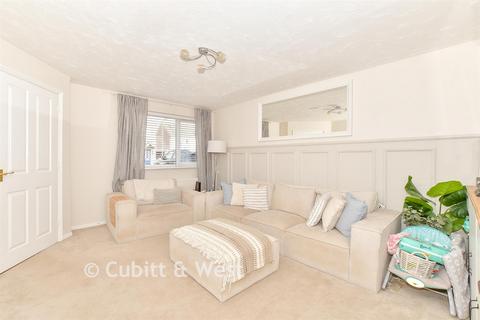 3 bedroom semi-detached house for sale, Camelia Close, Havant, Hampshire