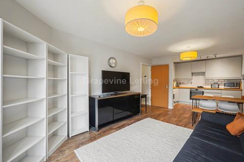 1 bedroom flat to rent, Effra Parade, London, SW2.