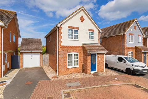 undefined, Anne Boleyn Close, Sheerness ME12