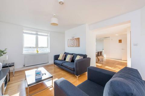 2 bedroom flat to rent, Kew Bridge Court, Chiswick, London, W4