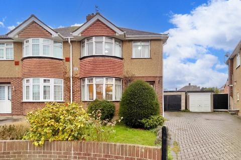 undefined, Stanwell Gardens, Stanwell, Staines-upon-Thames, Surrey, TW19