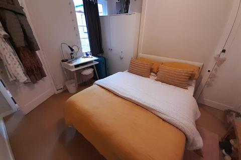 1 bedroom flat to rent, Langthorne Street, Fulham