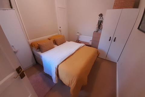1 bedroom flat to rent, Langthorne Street, Fulham