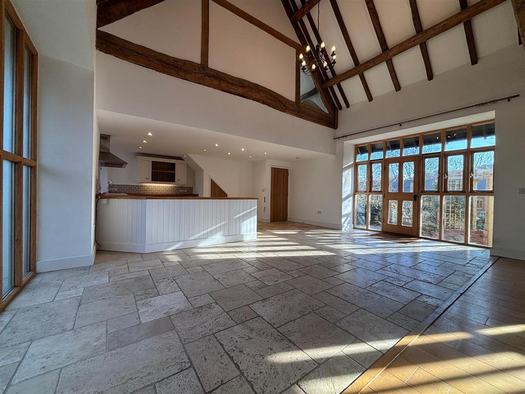 Dining Room/Kitchen