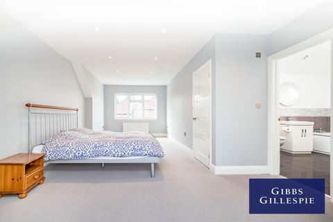 4 bedroom bungalow to rent, Marsh Lane, Stanmore, HA7