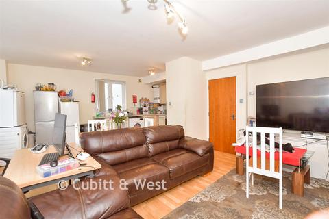 3 bedroom apartment for sale, Landport Terrace, Portsmouth PO1