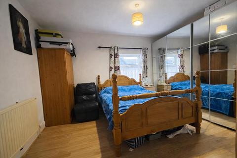 3 bedroom terraced house for sale, Ethel Street, Abington, Northampton NN1