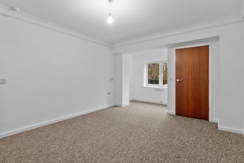 1 bedroom retirement property for sale, Mill Lane, Uckfield, East Sussex, TN22
