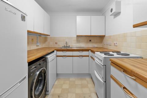 1 bedroom retirement property for sale, Mill Lane, Uckfield, East Sussex, TN22