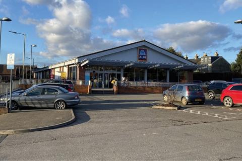Shop to rent, Girling St Sudbury CO10 1NB