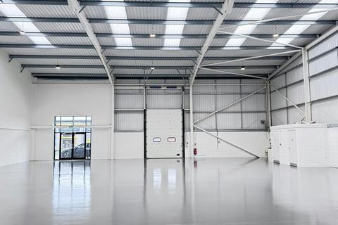 Warehouse to rent, Davies Rd Evesham WR11 1XJ