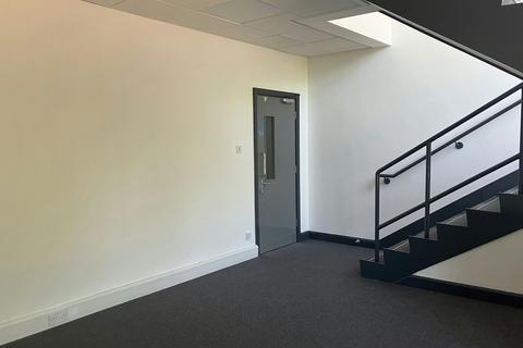 Property to rent, Wainwright Rd Worcester WR4 9FA