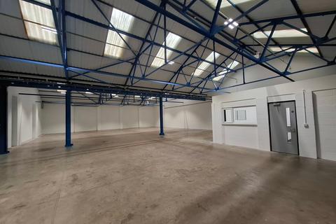 Showroom to rent, Bromwich Rd Worcester WR2 4BD