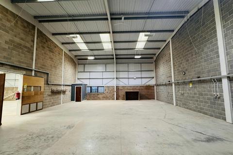 Warehouse to rent, Northway Ln Tewkesbury GL20 8GY