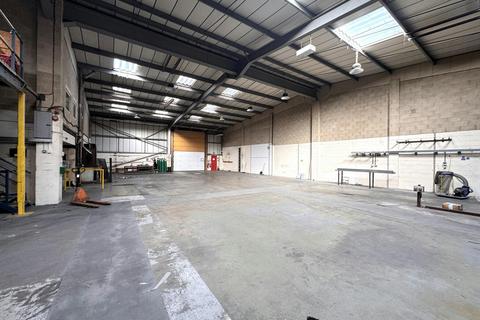 Warehouse to rent, Alexandra Way @ Warren Road Ashchurch GL20 8NB