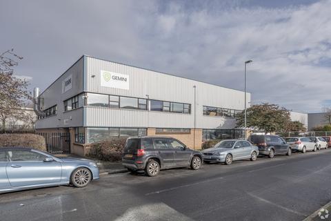 Warehouse to rent, Alexandra Way @ Warren Road Ashchurch GL20 8NB