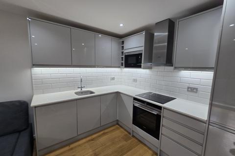 2 bedroom apartment to rent, Great Suffolk Street, London SE1
