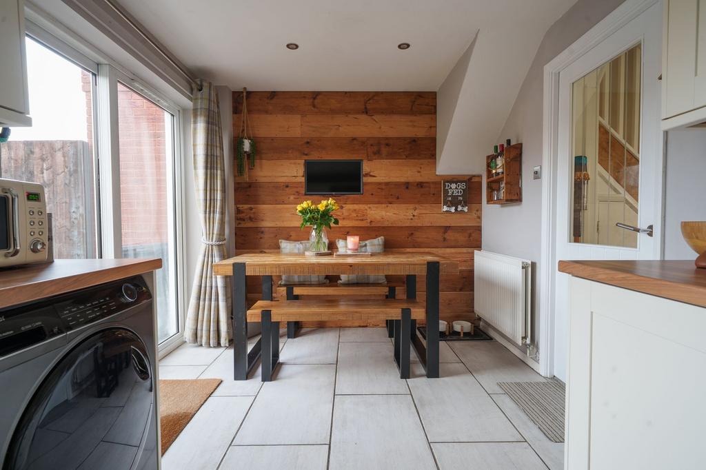 Kitchen Diner