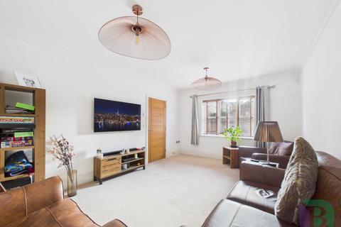 4 bedroom detached house for sale, Meadow Brook, Milton Keynes MK17