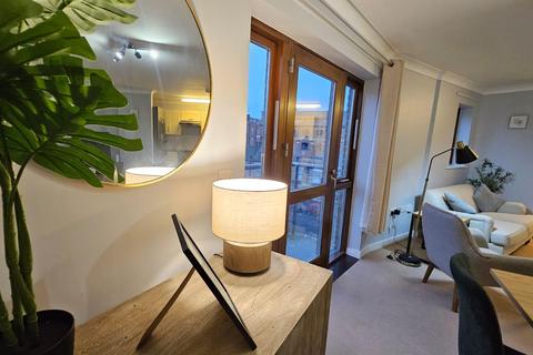 undefined, Morris Road, London E14