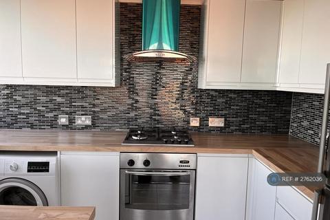undefined, Greenwich Heights, London, SE18