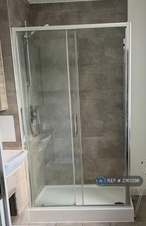 1 bedroom in a house share to rent, Patrick Coman House, London, EC1V