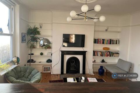 undefined, Stoke Newington Road, London, N16