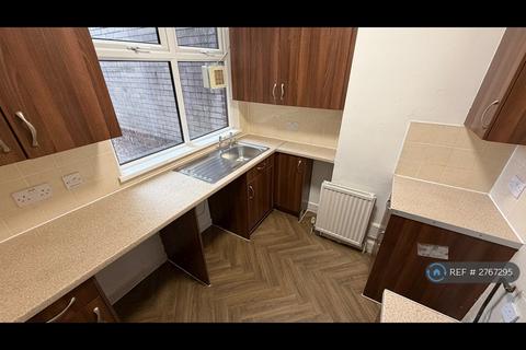 1 bedroom flat to rent, Barrfield Road, Salford, M6