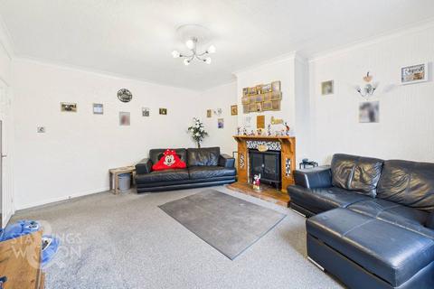 4 bedroom semi-detached bungalow for sale, Dereham Road, Norwich