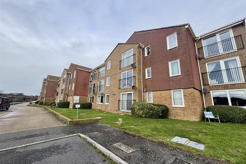 1 bedroom flat for sale, St Crispians Court, Claremont Road, Seaford