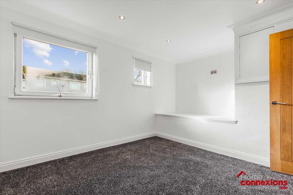 Bedroom One (1)